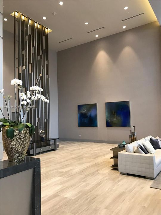 В аренду: $3,450 (2 спален, 2 ванн, 961 Квадратных фут)
