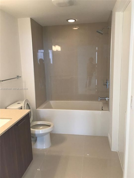 В аренду: $3,450 (2 спален, 2 ванн, 961 Квадратных фут)