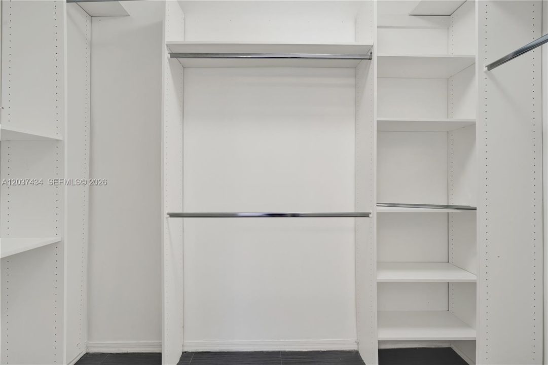 En Renta: $4,500 (4 camas, 2 baños, 2163 Pies cuadrados)