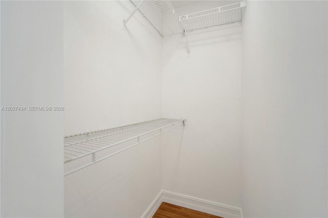 En Renta: $4,500 (4 camas, 2 baños, 2163 Pies cuadrados)