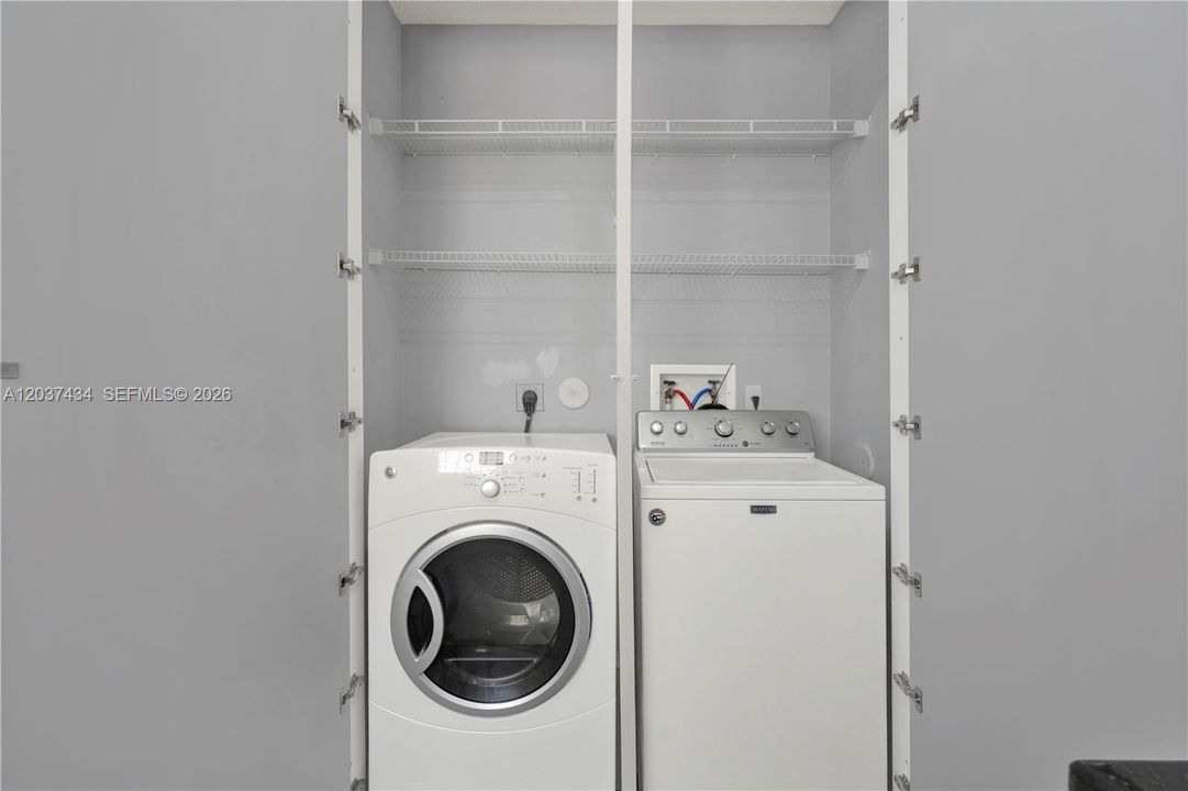 En Renta: $4,500 (4 camas, 2 baños, 2163 Pies cuadrados)