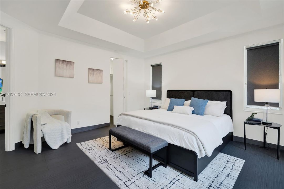 En Renta: $4,500 (4 camas, 2 baños, 2163 Pies cuadrados)