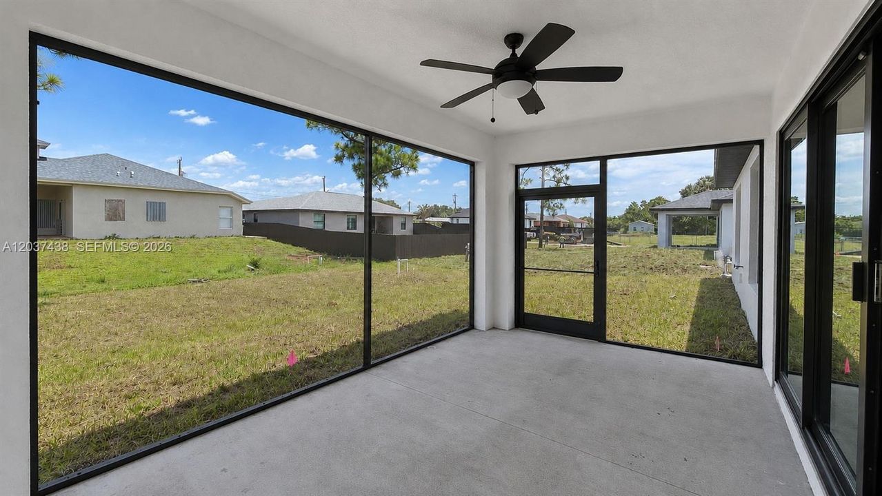 Vendido Recientemente: $350,000 (3 camas, 2 baños, 2012 Pies cuadrados)
