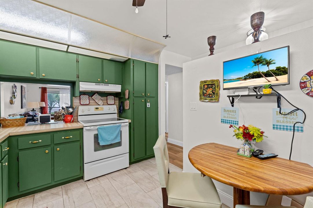 5-web-or-mls-A7406852