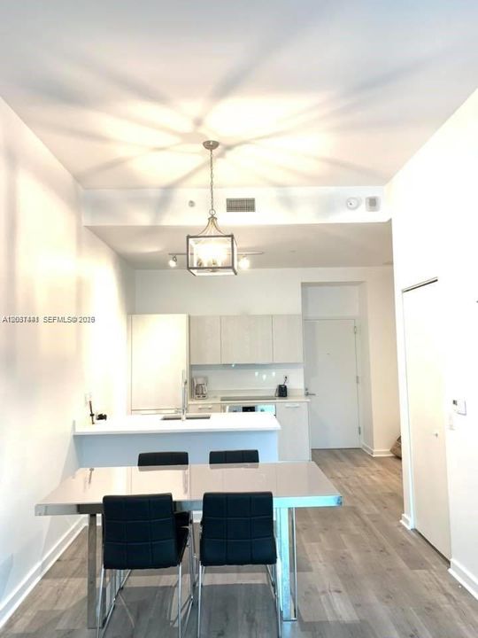 For Sale: $429,000 (1 beds, 1 baths, 622 Square Feet)