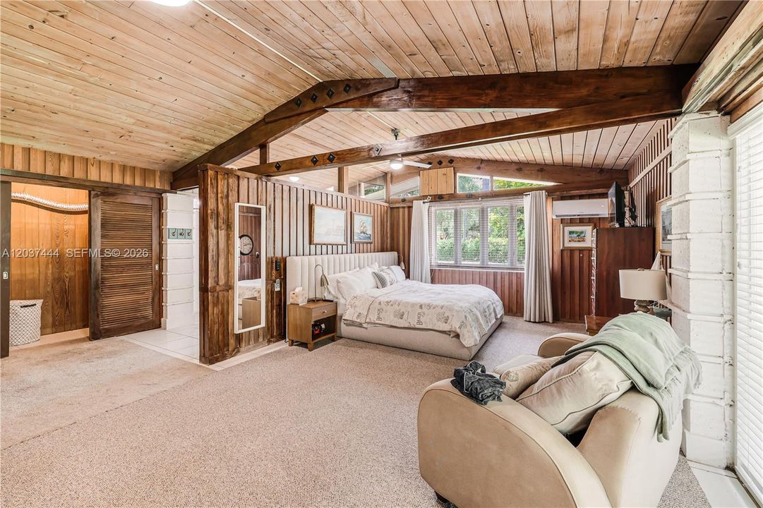 На продажу: $3,499,900 (5 спален, 5 ванн, 6159 Квадратных фут)