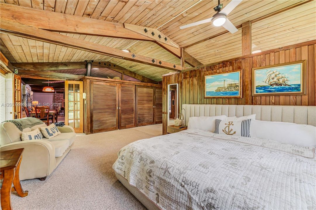 На продажу: $3,499,900 (5 спален, 5 ванн, 6159 Квадратных фут)