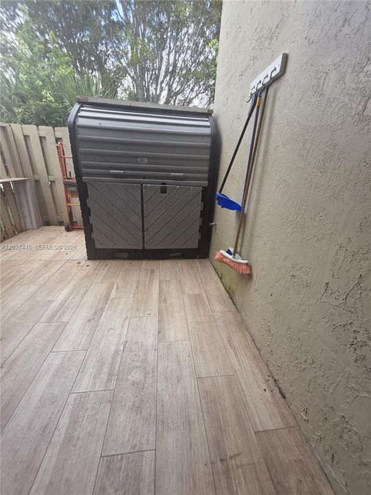 For Rent: $2,600 (3 beds, 2 baths, 1120 Square Feet)