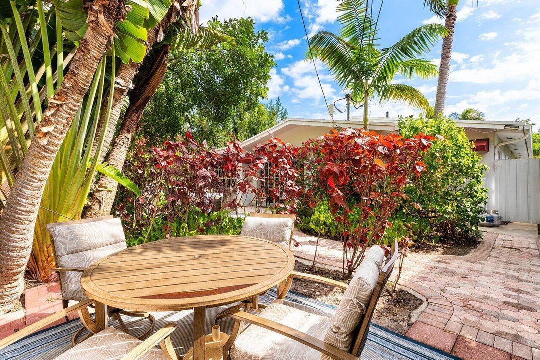 042-617Northeast9thAvenue-FortLauderdale