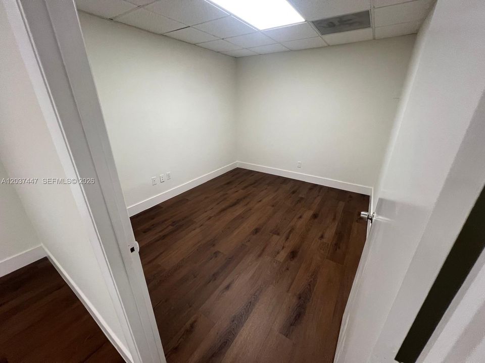 For Rent: $2,350 (0 beds, 0 baths, 0 Square Feet)