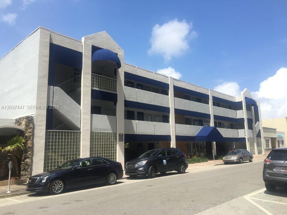 For Rent: $2,350 (0 beds, 0 baths, 0 Square Feet)