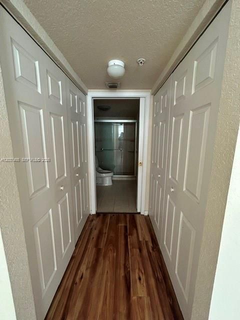 For Rent: $2,300 (2 beds, 2 baths, 1071 Square Feet)