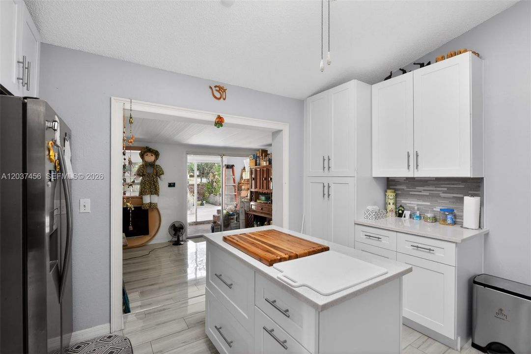 На продажу: $439,900 (3 спален, 3 ванн, 0 Квадратных фут)