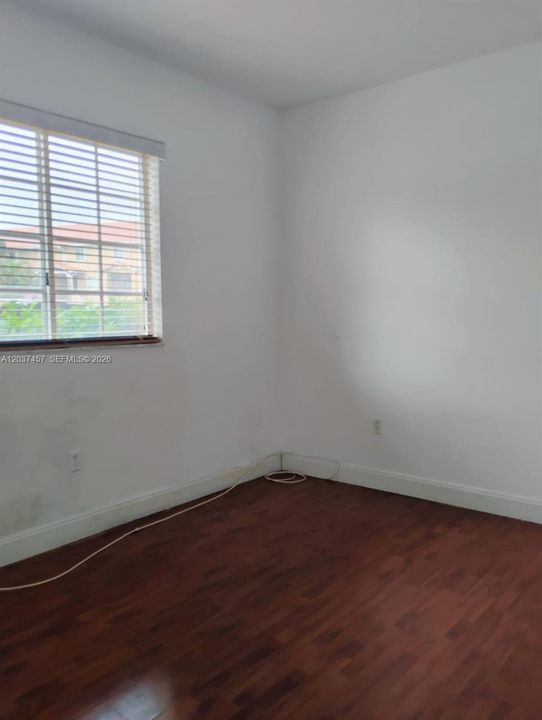 En Venta: $307,900 (3 camas, 2 baños, 1220 Pies cuadrados)