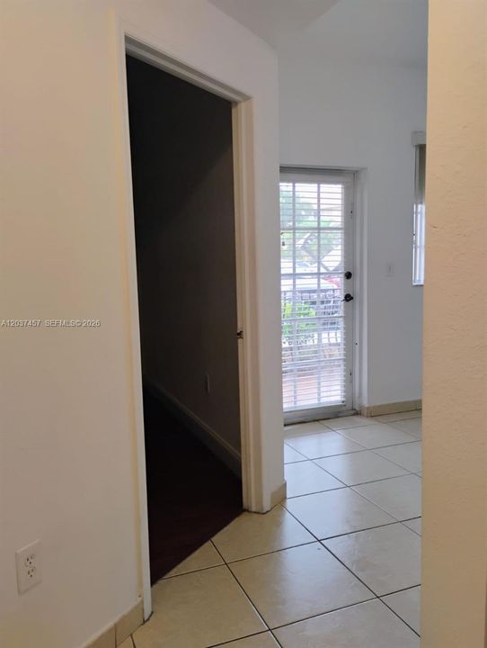 En Venta: $307,900 (3 camas, 2 baños, 1220 Pies cuadrados)
