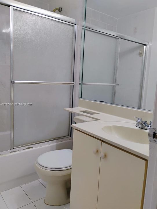 En Venta: $307,900 (3 camas, 2 baños, 1220 Pies cuadrados)