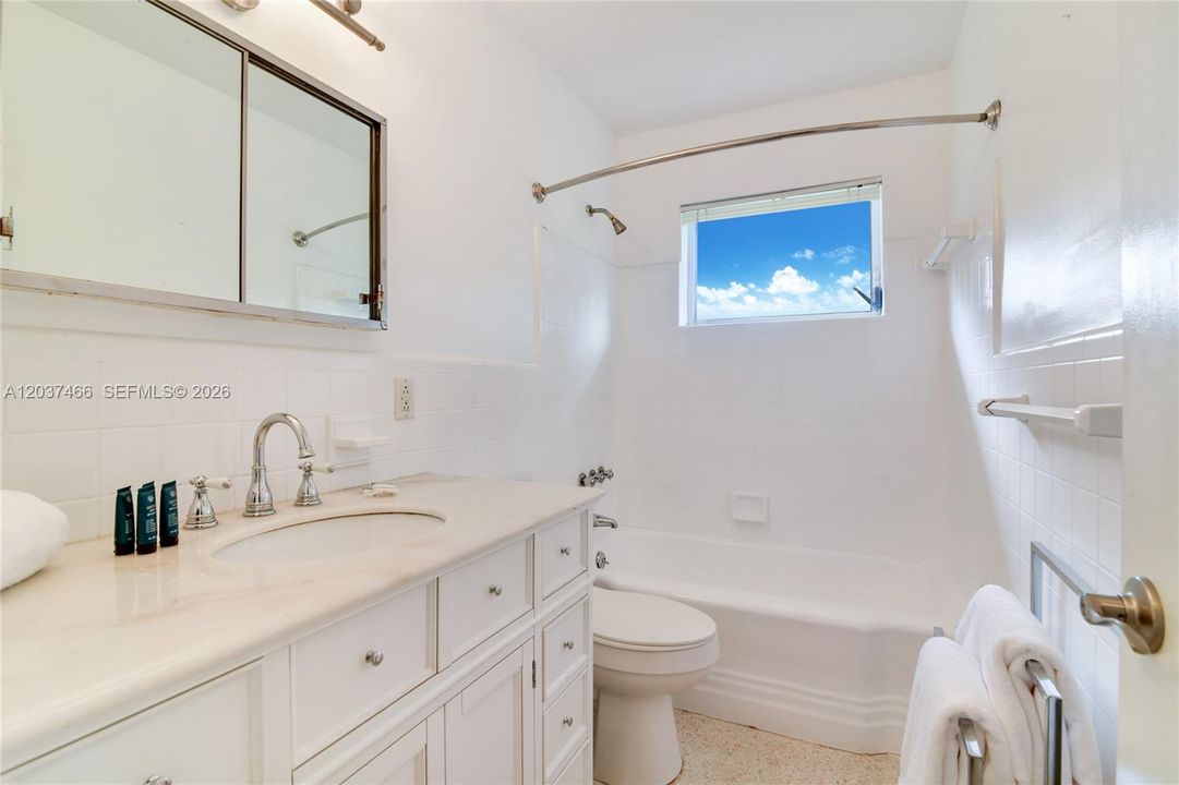 For Sale: $790,000 (3 beds, 2 baths, 2023 Square Feet)