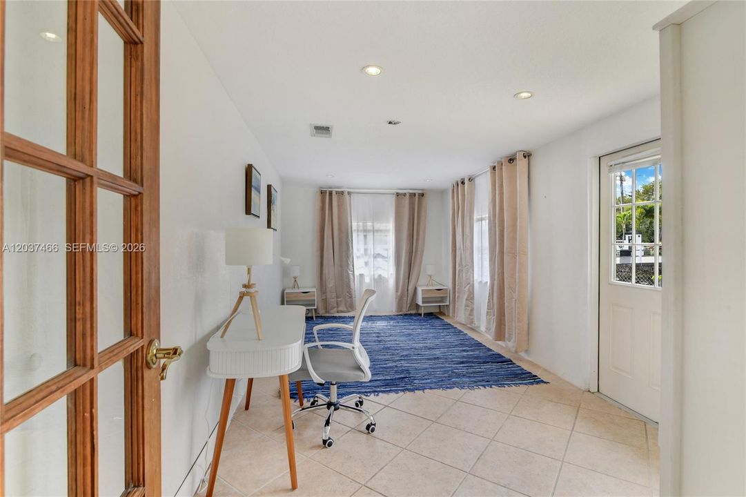 For Sale: $790,000 (3 beds, 2 baths, 2023 Square Feet)