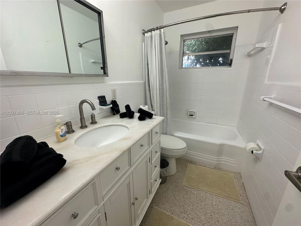 For Sale: $790,000 (3 beds, 2 baths, 2023 Square Feet)