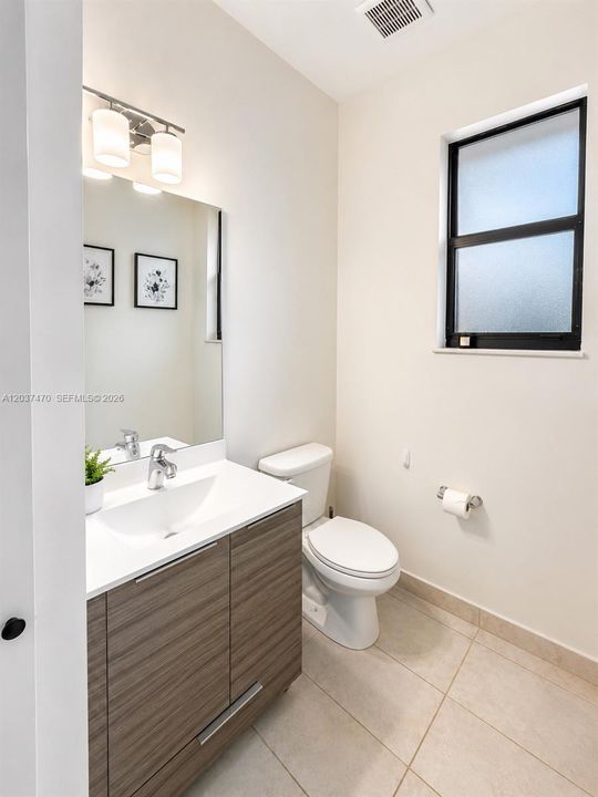 For Rent: $3,700 (3 beds, 2 baths, 1743 Square Feet)
