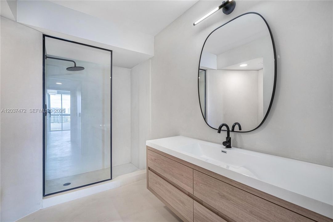 En Renta: $3,950 (2 camas, 2 baños, 1181 Pies cuadrados)