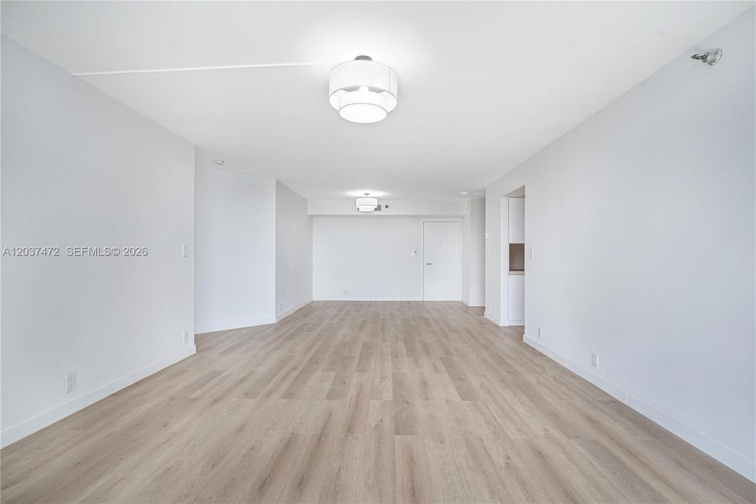 En Renta: $3,950 (2 camas, 2 baños, 1181 Pies cuadrados)