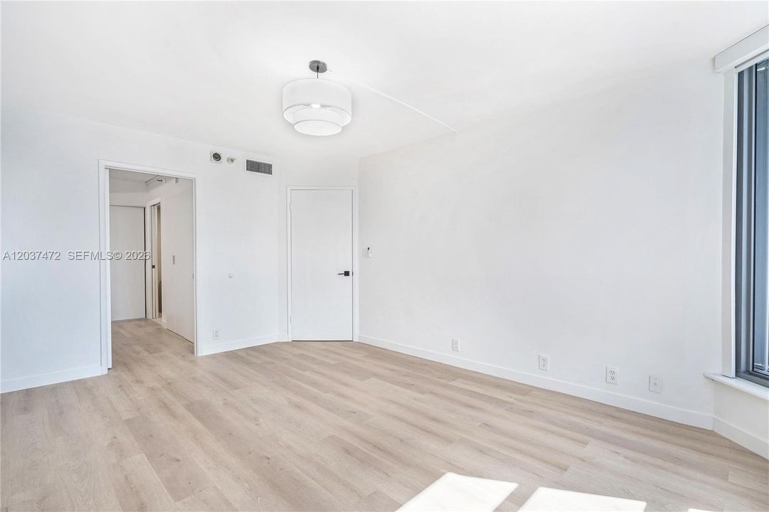 En Renta: $3,950 (2 camas, 2 baños, 1181 Pies cuadrados)