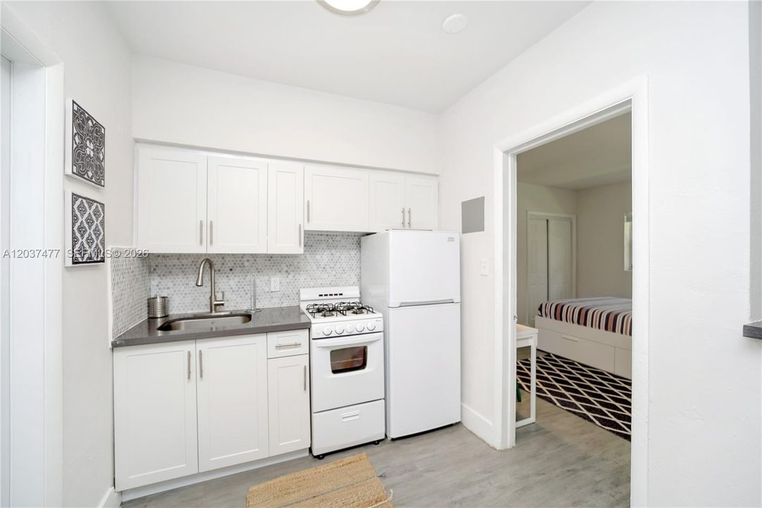 For Rent: $1,750 (1 beds, 1 baths, 482 Square Feet)