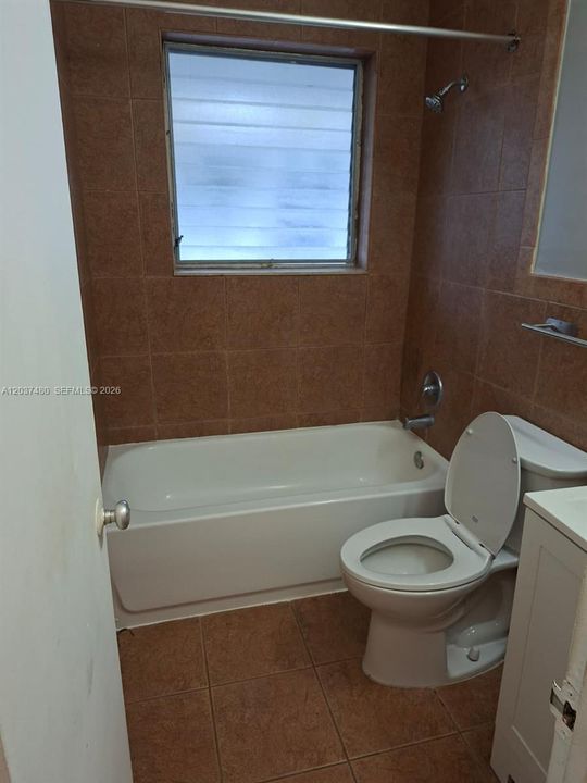 For Rent: $1,350 (0 beds, 1 baths, 400 Square Feet)