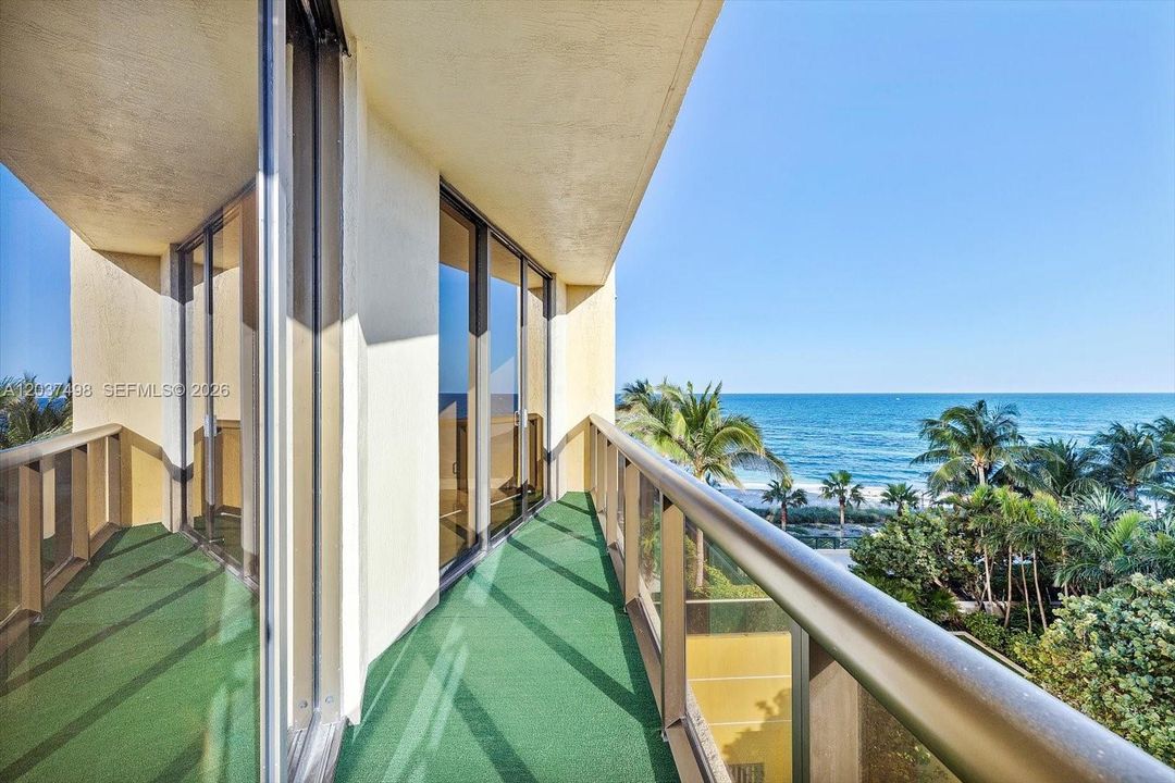 For Sale: $1,390,000 (2 beds, 2 baths, 1798 Square Feet)