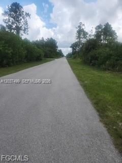 На продажу: $27,000 (0.27 acres)
