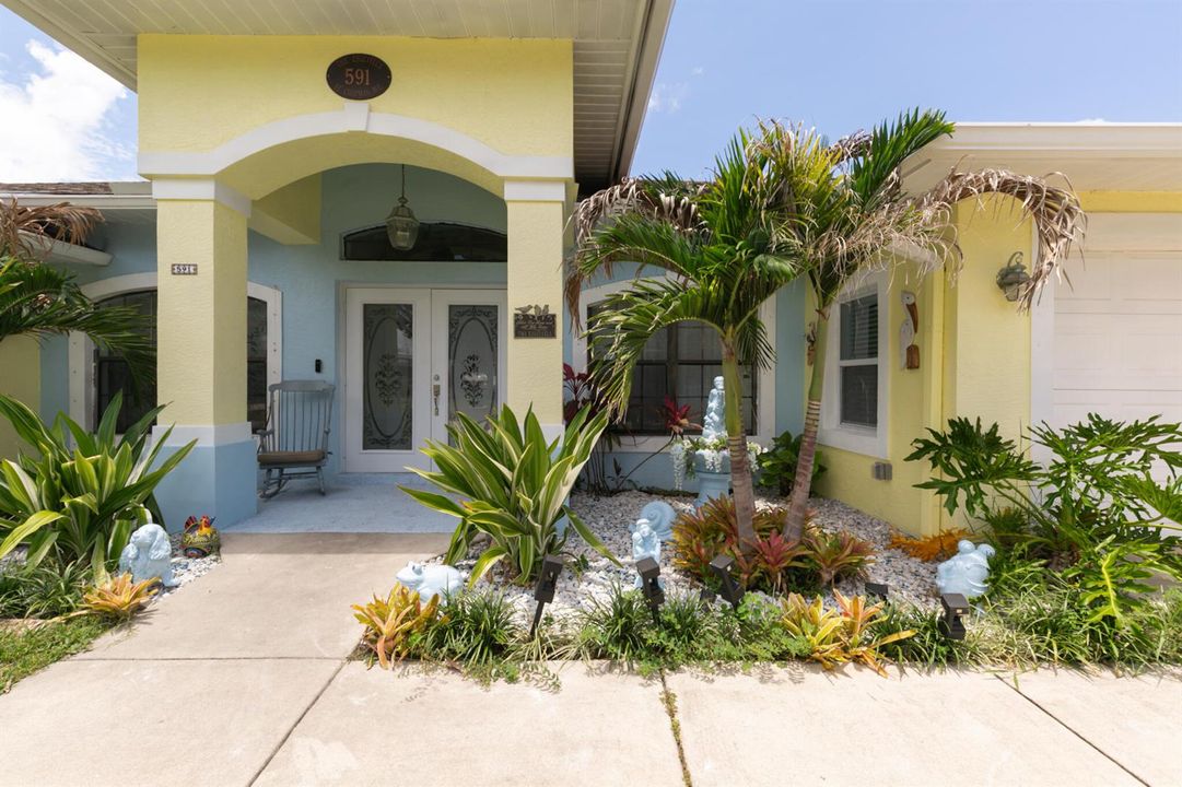 591 SE Chapman Ave