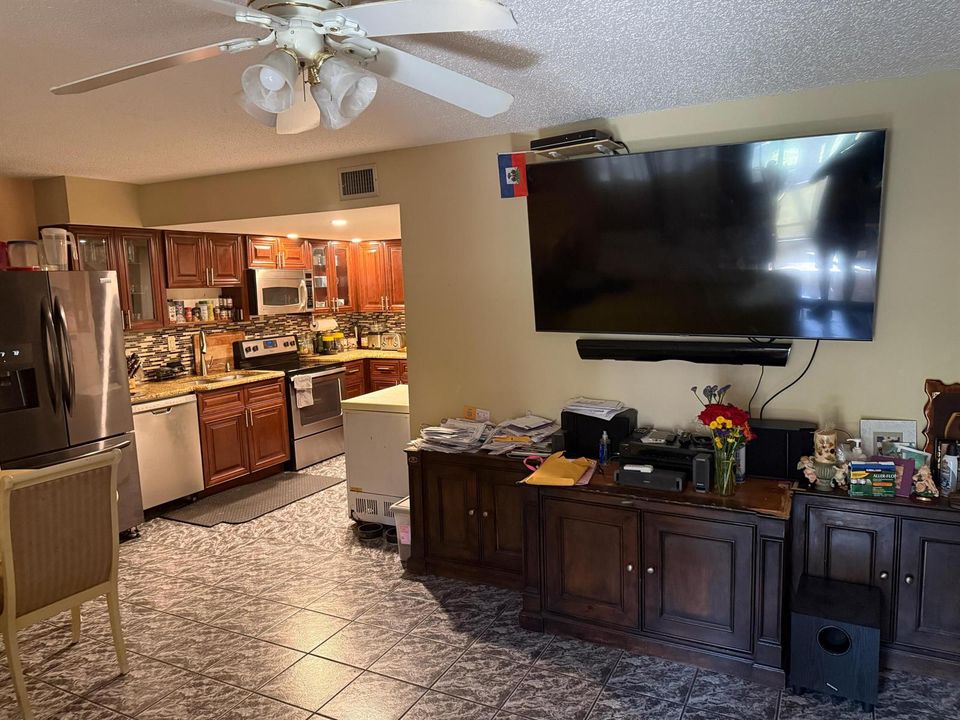 Florida room 2