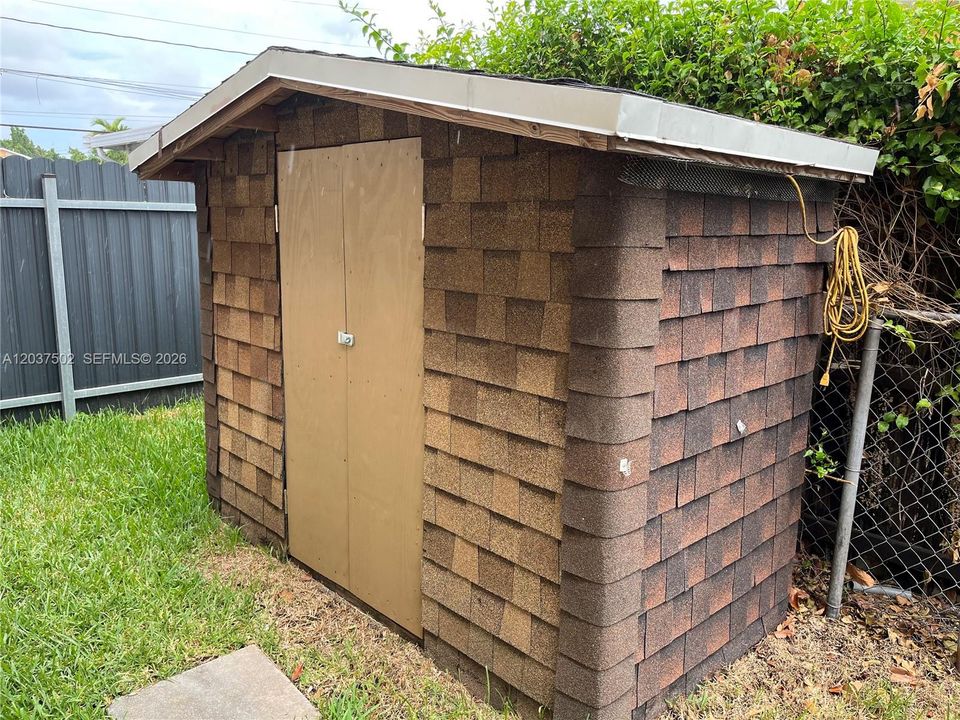 For Sale: $1,125,000 (0 beds, 0 baths, 2079 Square Feet)