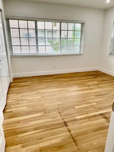 For Rent: $4,200 (3 beds, 2 baths, 1238 Square Feet)