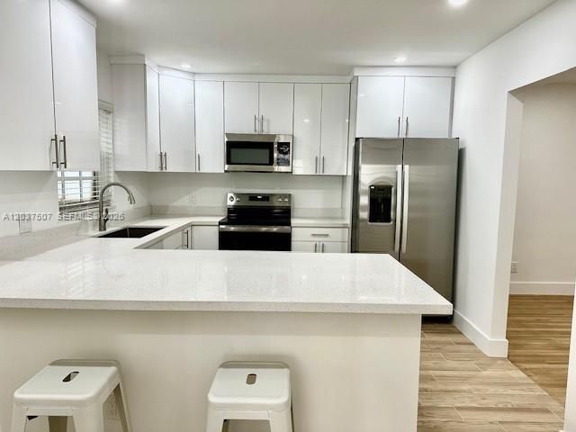 For Rent: $4,200 (3 beds, 2 baths, 1238 Square Feet)