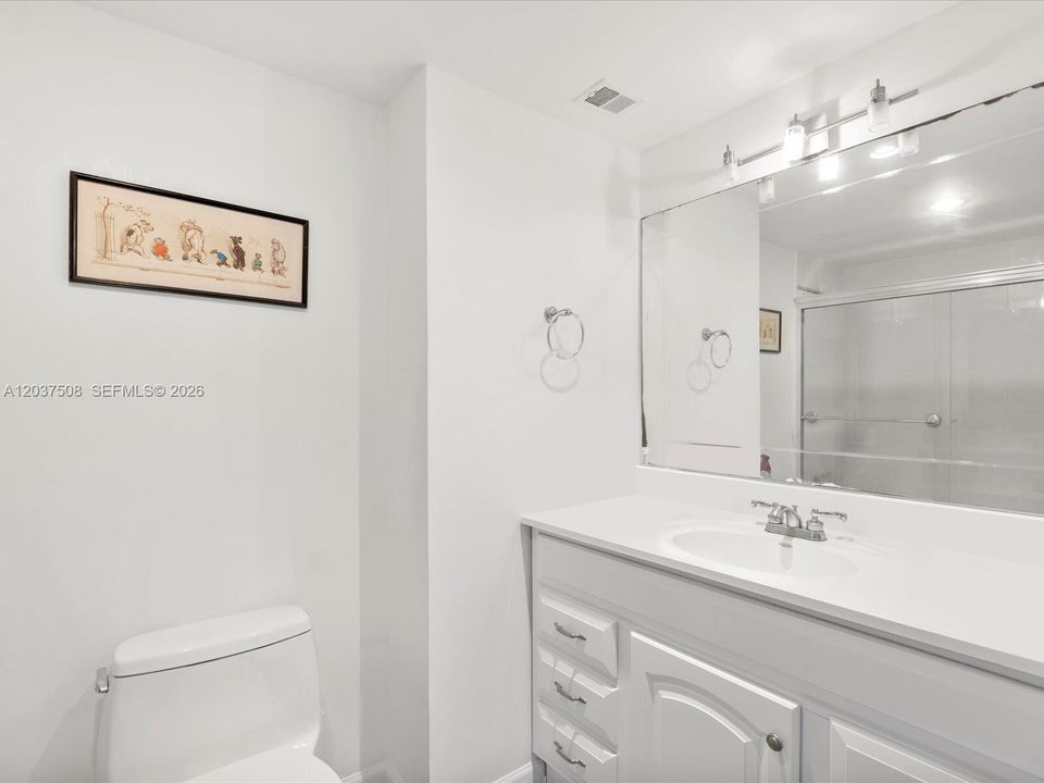 For Sale: $499,999 (3 beds, 3 baths, 2387 Square Feet)