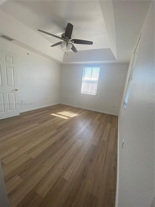 В аренду: $2,650 (2 спален, 2 ванн, 1260 Квадратных фут)