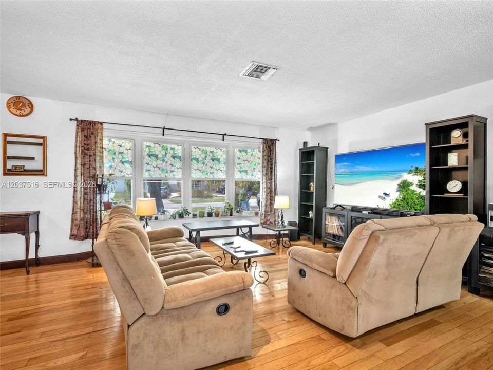 For Sale: $850,000 (4 beds, 3 baths, 0 Square Feet)