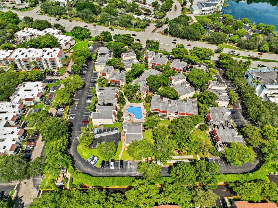 For Sale: $210,000 (2 beds, 1 baths, 1010 Square Feet)