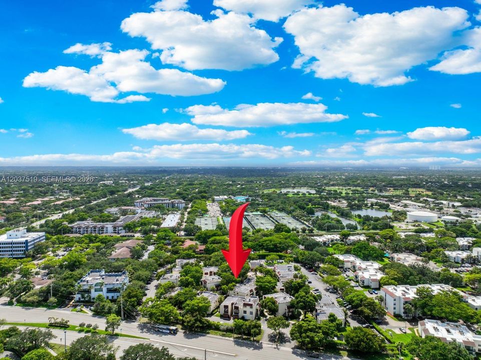 For Sale: $210,000 (2 beds, 1 baths, 1010 Square Feet)