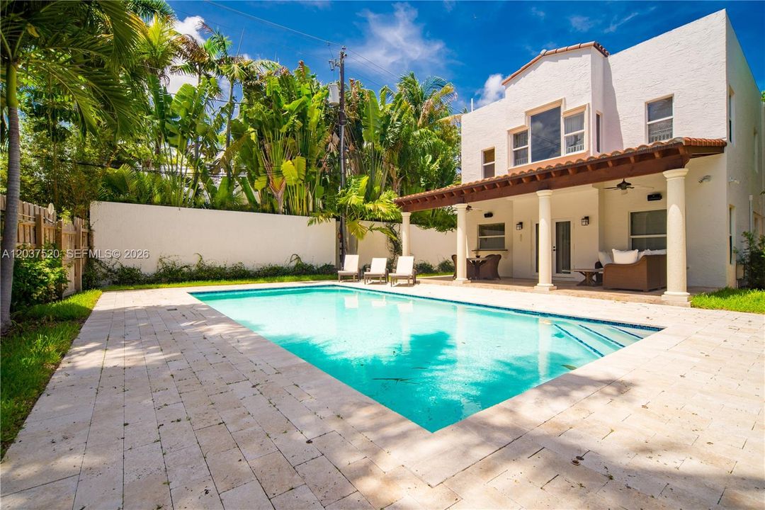 For Rent: $12,500 (4 beds, 4 baths, 3220 Square Feet)