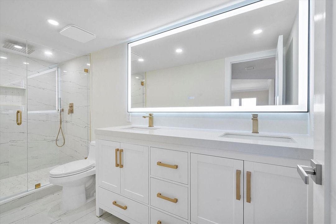 BRAND NEW RENOVATEDMASTER BATHROOM