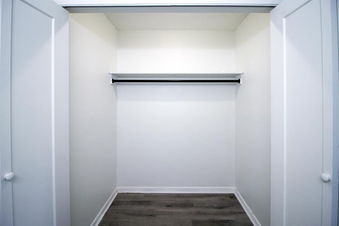 Walk-in Closet