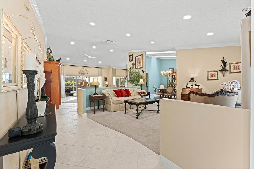 Foyer Entry