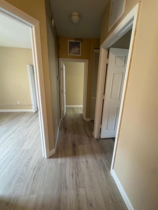 En Renta: $2,100 (3 camas, 2 baños, 1379 Pies cuadrados)
