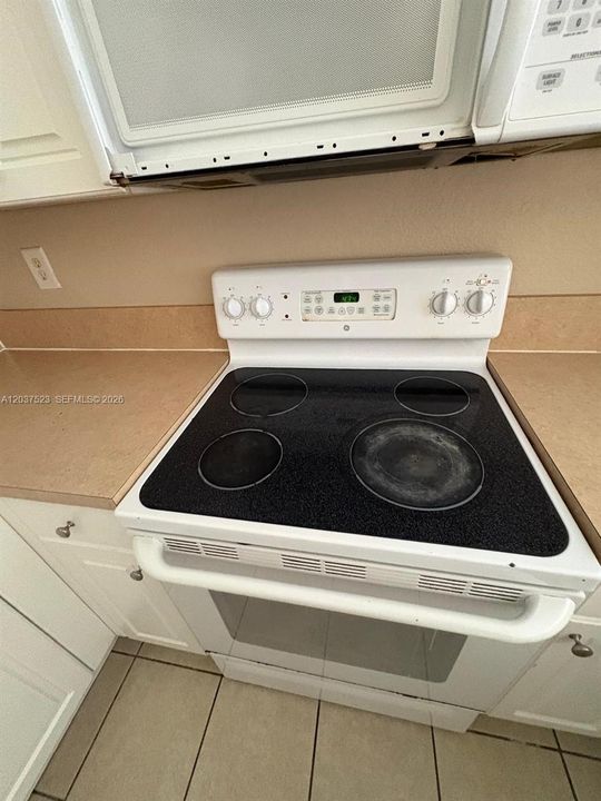 En Renta: $2,100 (3 camas, 2 baños, 1379 Pies cuadrados)