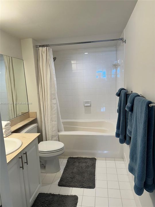 For Rent: $5,750 (2 beds, 2 baths, 1080 Square Feet)