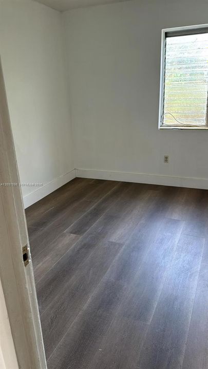 В аренду: $2,100 (2 спален, 1 ванн, 1285 Квадратных фут)