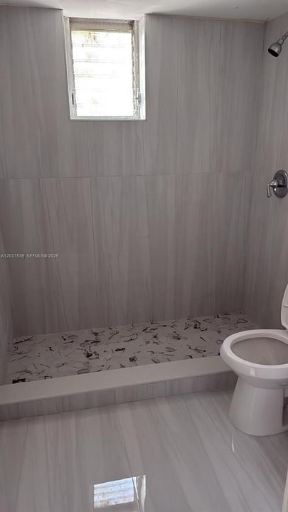 В аренду: $2,100 (2 спален, 1 ванн, 1285 Квадратных фут)